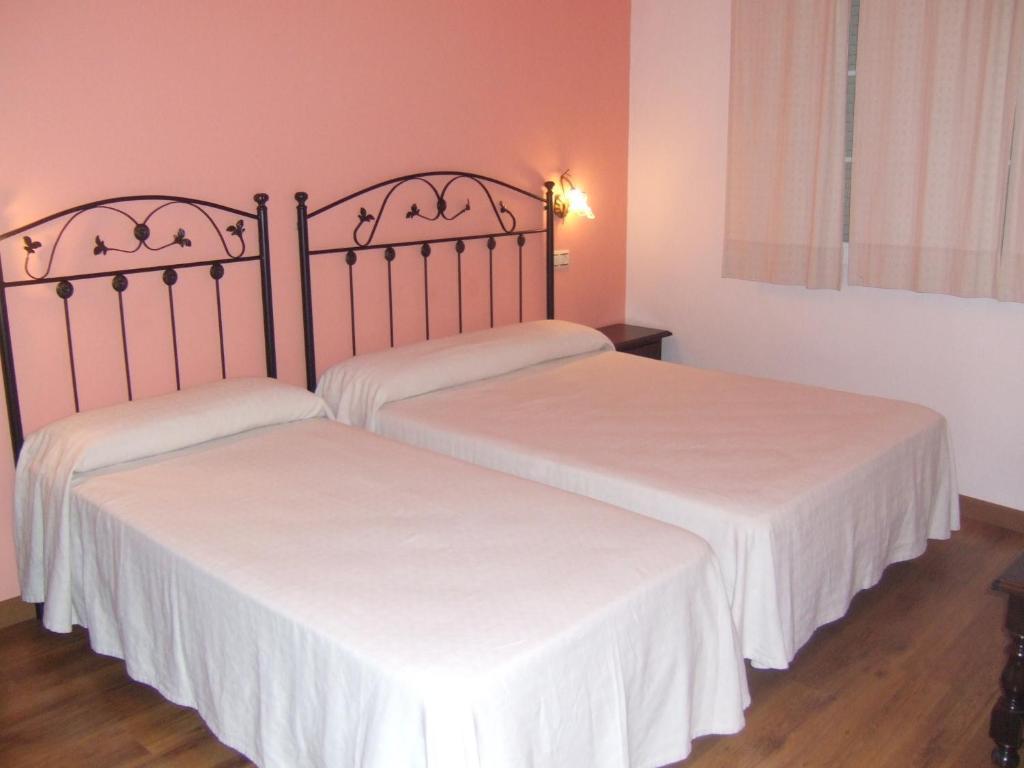 Hostal Rural El Padul Стая снимка