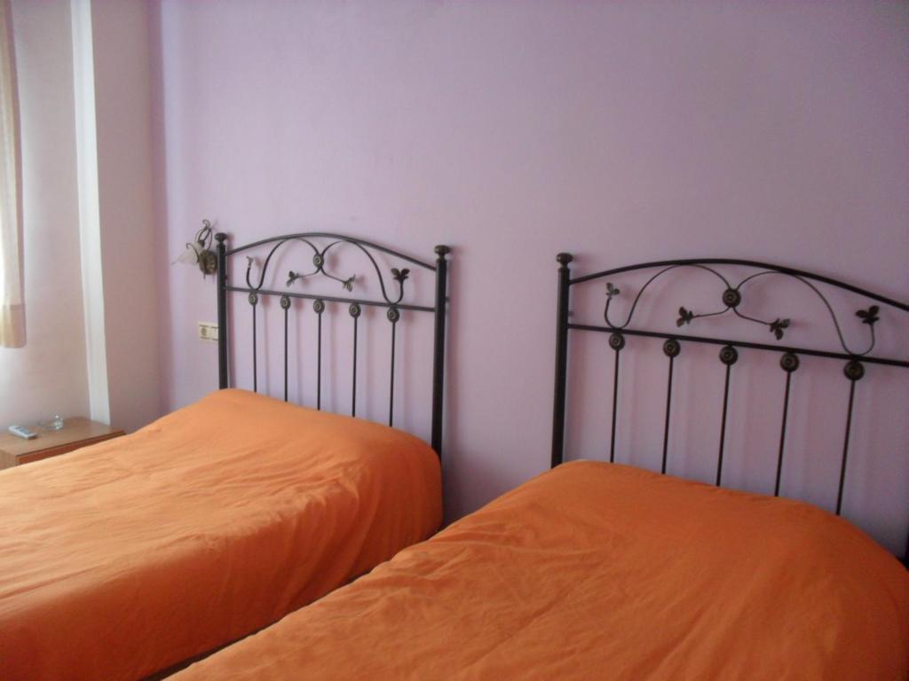 Hostal Rural El Padul Стая снимка