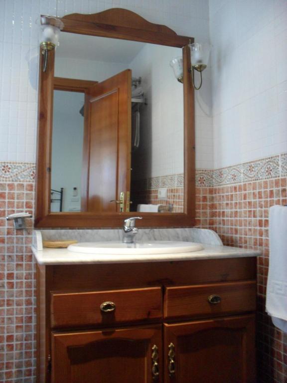 Hostal Rural El Padul Стая снимка