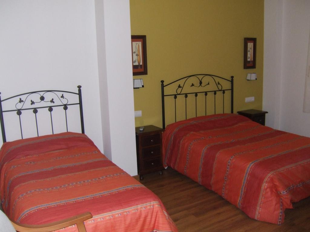 Hostal Rural El Padul Стая снимка